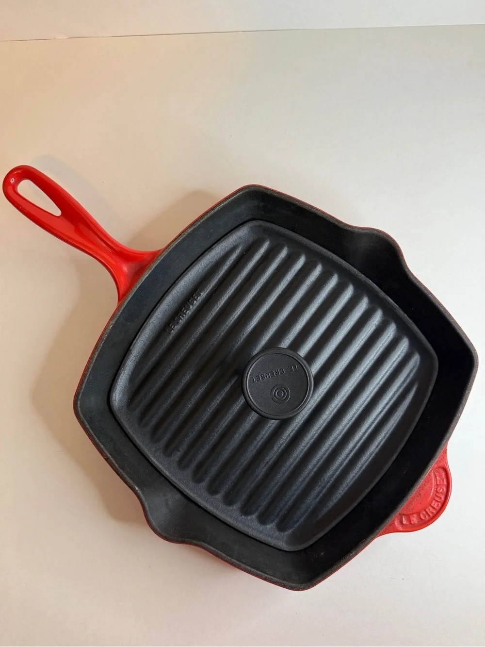 Le Creuset heavy duty
